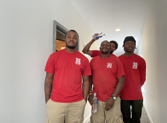 Simple Moves - Saint Louis, MO. Tray, Brandon, Shawn, and Isaac.  A GREAT Simple Moves Team!