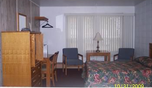 Grand View Motel - Beaver Dam, WI