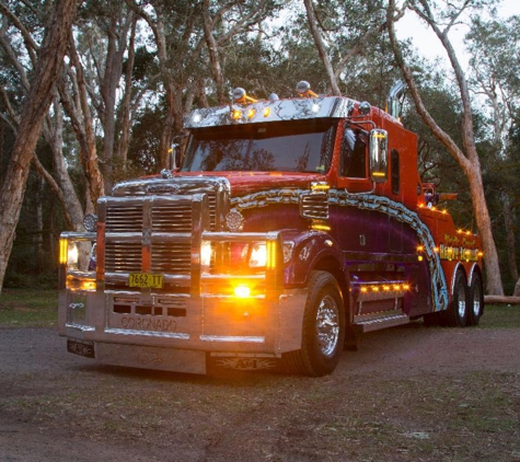 North Coast Heavy Towing - Woolgoolga, NSW. Heavy Underlift, 140 Ton Freightliner Coronado. Accident Breakdown, Salvage & Towing