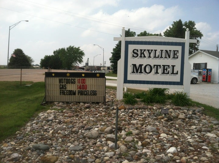 Skyline Motel - Spencer, NE 68777