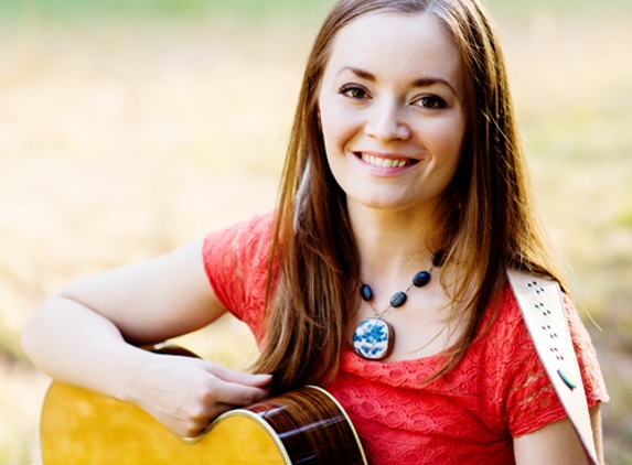 Lindsay Straw Music - Medford, MA