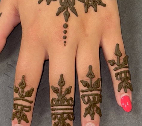 Egyptian Henna Tattoos, Hair Wraps & Airbrush Tattoos - Kissimmee, FL