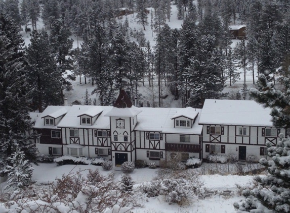 Fawn Valley Inn - Estes Park, CO