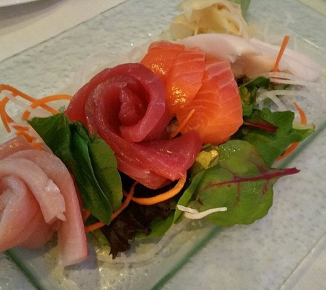Oudom Thai & Sushi Restaurant - Orlando, FL