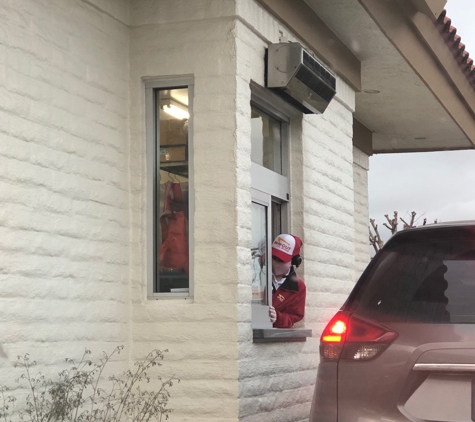 In-N-Out Burger - Hemet, CA