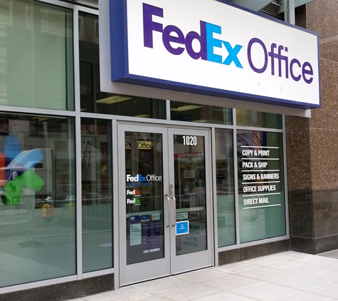 FedEx Office Print & Ship Center - Detroit, MI