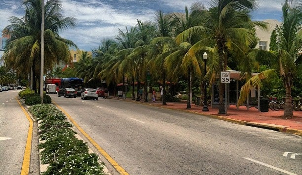 La Ventana - Miami Beach, FL