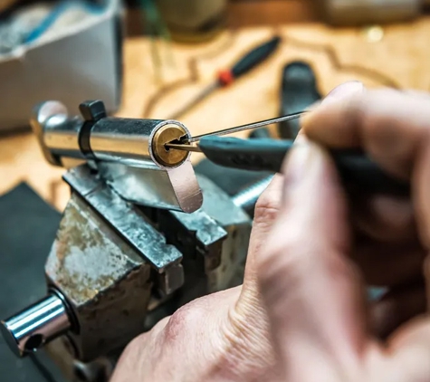 Guardian Lock Service - Bungalow, QLD