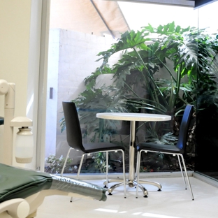 McIntyre Dental Clinic - Para Hills West, SA. 100% Customer Satisfaction