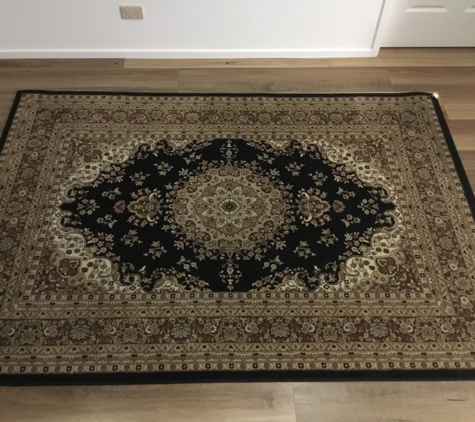 Rug Shed Bendigo - Quarry Hill, VIC. Traditional Kashgar Rug