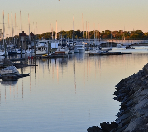 Huguenot Yacht Club - New Rochelle, NY