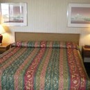 Coastal Breeze Inn - Lodging
