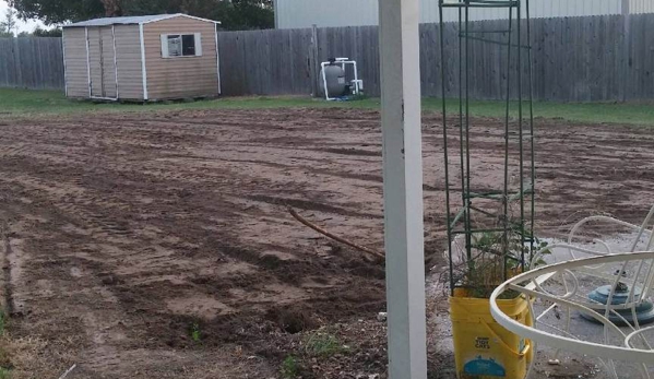 Garland's Backhoe and Dozer Service Inc - Sand Springs, OK. .