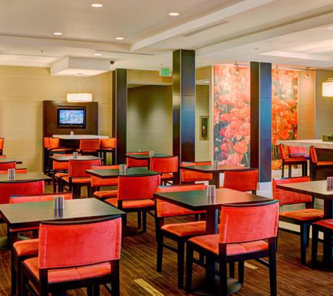 Courtyard by Marriott - Los Angeles, CA