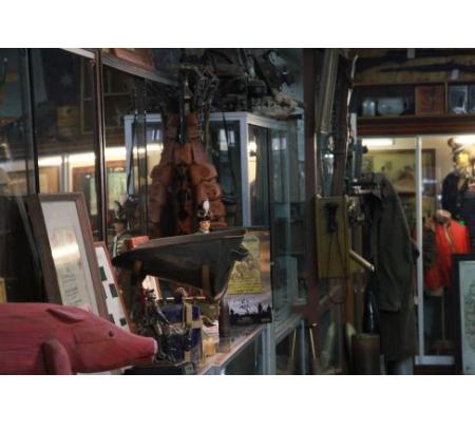 Bourke's Austin Gun Shop - Dubbo, NSW