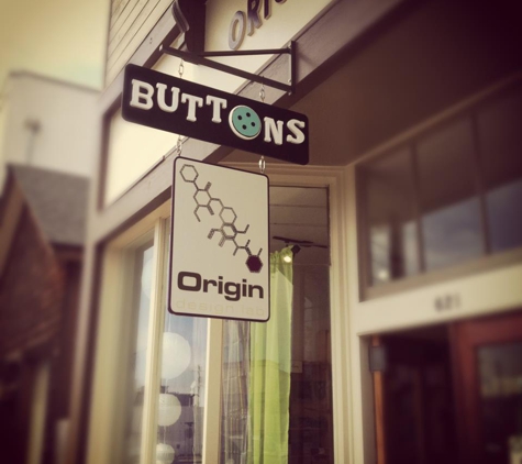 Buttons - Eureka, CA