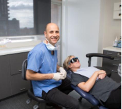 Collins Street Periodontics - Melbourne, VIC