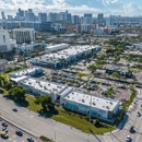 Avenida Biscayne - Grocery Stores