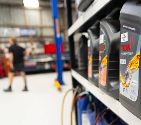 Wendouree Car Service Centre - Wendouree, VIC