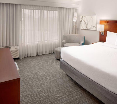 Courtyard by Marriott - Houston, TX