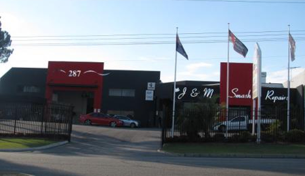 J & M Smash Repairs - Malaga, WA