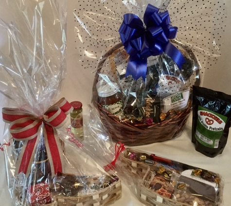 Expressly Gifts LLC - Tulsa, OK. Oklahoma Shaped Baskets filled with Oklahoma products.  Yummy!