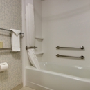 Holiday Inn Express & Suites Morris by IHG - Hotels
