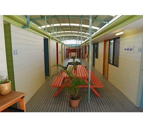 Coolum Beach Budget Accommodation - Coolum Beach, QLD