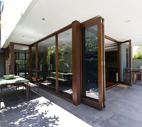 Cowra Glass Service - Cowra, NSW