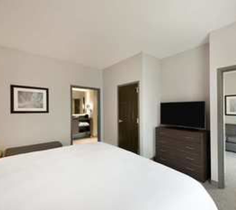 Hilton Garden Inn Charlotte/Ayrsley - Charlotte, NC