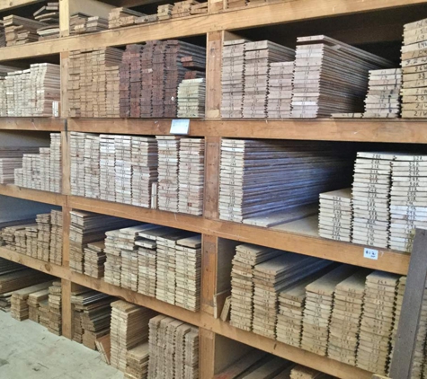 Geelong Restorers Barn - Breakwater, VIC