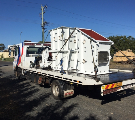 Canelanders Towing - Bundaberg East, QLD. Machine Towing