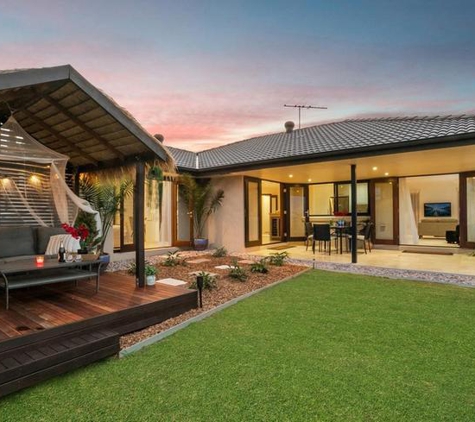 Van Tiling Contractor & Bathroom Renovations - Inala, QLD