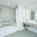 Holiday Inn Express & Suites Charleston Arpt-Conv Ctr Area by IHG