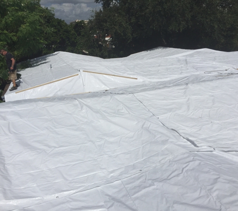 Universal Water Restoration - Pembroke Pines, FL. Roof leak