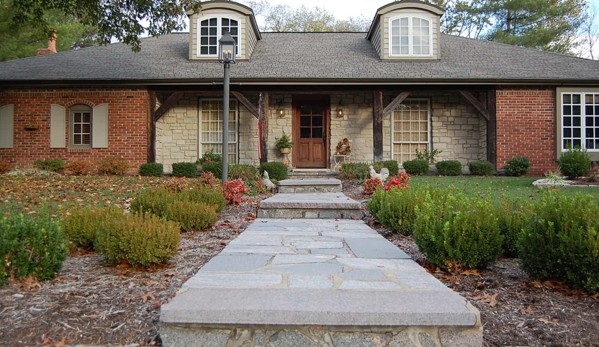 French Masonry - Imperial, MO. Paver stone sidewalk. Stone walkway and front porch. Rustic charm.