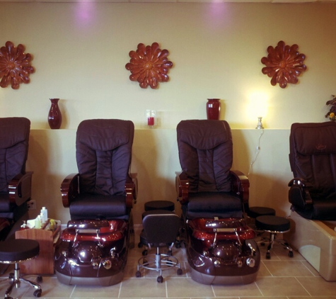 HLM Hair, Nails and Spa - Everett, WA