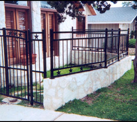 Kustom Fence - New Braunfels, TX