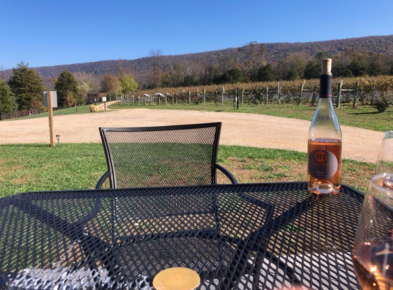 Muse Vineyards - Woodstock, VA