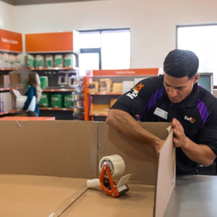 FedEx Office Print & Ship Center - Little Rock, AR