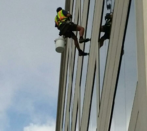 B K Window Cleaning - Oxnard, CA