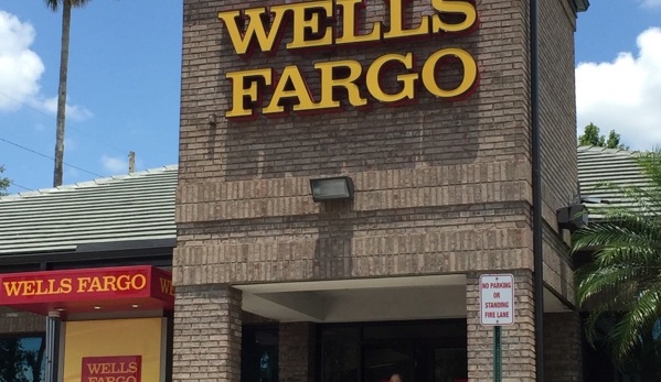 Wells Fargo Bank - Oviedo, FL