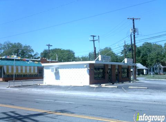 Continental Hair Styling & Barber Shop - San Antonio, TX