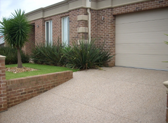 R Girotto Concrete and Developments - Berwick, VIC