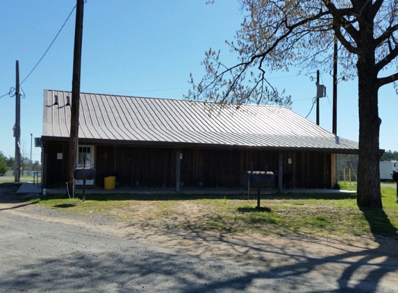 Barnyard RV Park - El Dorado, AR