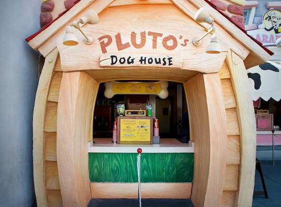 Pluto's Dog House - Permanently Closed - Anaheim, CA