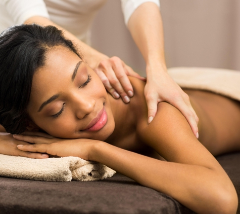 Hand and Stone Massage and Facial Spa - Northbrook, IL