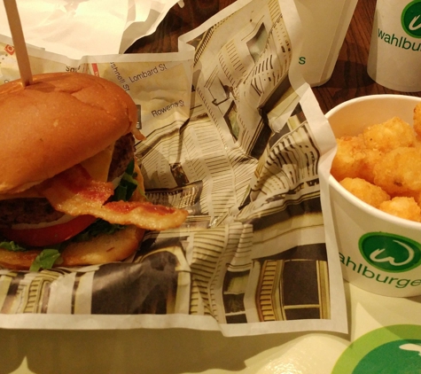 Wahlburgers - Orlando, FL