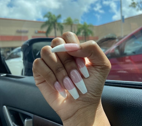 Venetian Nail Spa - North Miami, FL