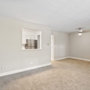 The Hinsdale Apartment Homes - Apartments